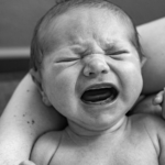 Waarom huilt mijn baby zoveel? Huilen en onrust vanuit het zenuwstelsel bekeken.